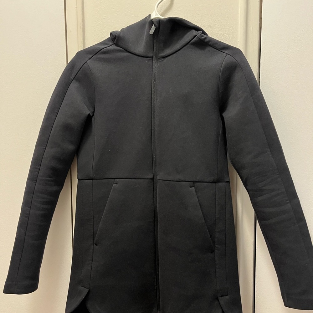 Lululemon hooded sweater